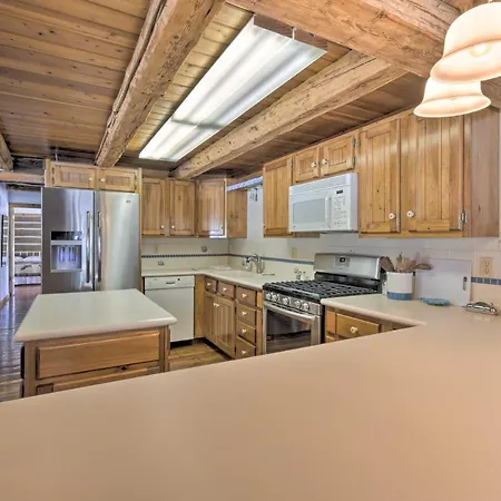Log Cabin On The Wolf River With Private Hot Tub!